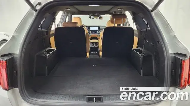 Kia Sorento 2022 — Фото 19/20