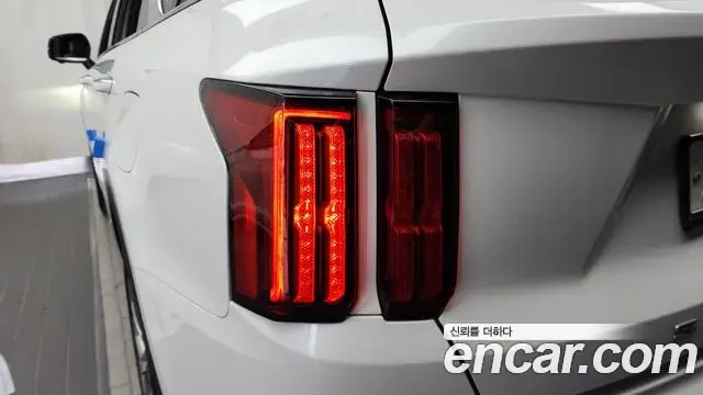 Kia Sorento 2022 — ფოტო 32/35