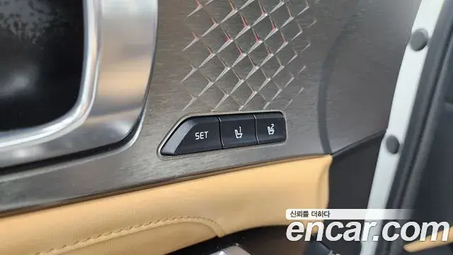 Kia Sorento 2022 — ფოტო 3/35