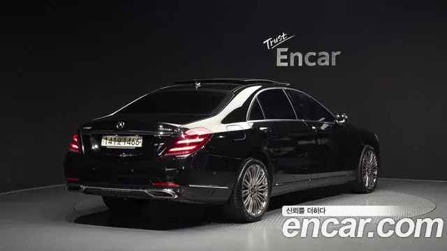 Mercedes-Benz S-Class 2019 — ფოტო 1/20