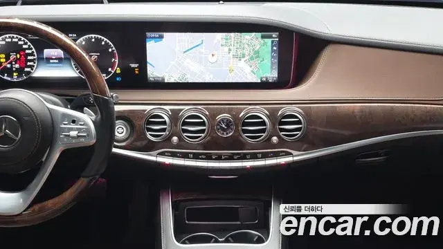 Mercedes-Benz S-Class 2019 — ფოტო 13/20