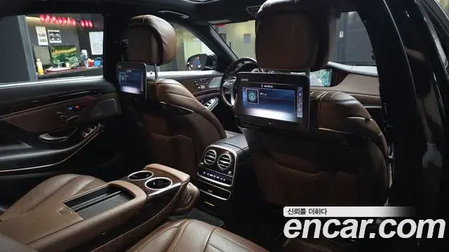 Mercedes-Benz S-Class 2019 — ფოტო 19/20
