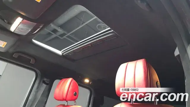 Mercedes-Benz G-Class 2020 — Photo 19/20