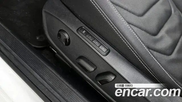 Volkswagen Jetta 2024 — Photo 31/32