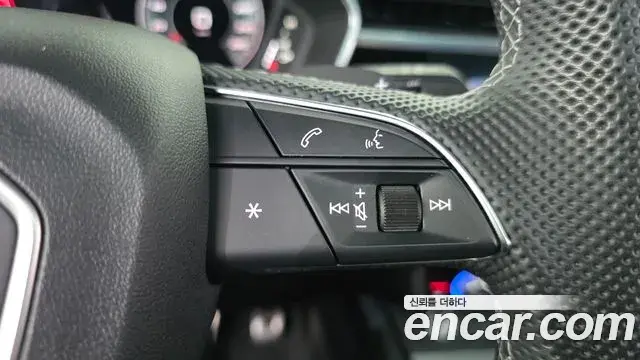 Audi Q3 2023 — Photo 20/32