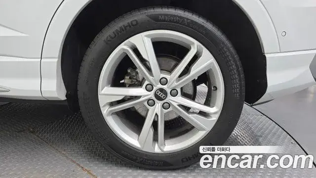 Audi Q3 2023 — Photo 13/32