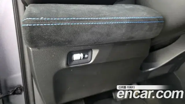 Renault Samsung Grand Koleos 2024 — Şəkil 33/36