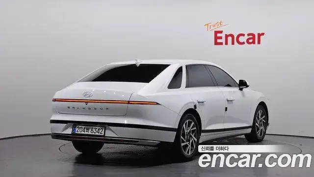 Hyundai Grandeur Hybrid 2024 — ფოტო 1/30