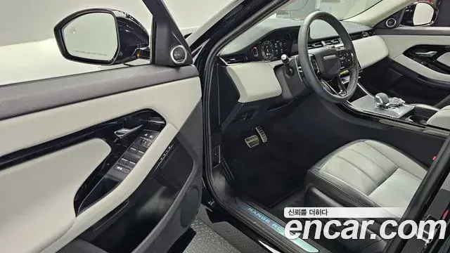 Land Rover Range Rover Evoque 2025 — Фото 10/20