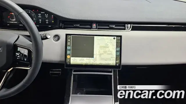 Land Rover Range Rover Evoque 2025 — Фото 13/20