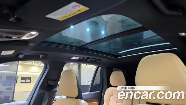 Volvo XC90 2018 — ფოტო 11/38