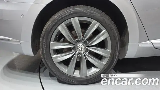 Volkswagen Arteon 2020 — ფოტო 19/20