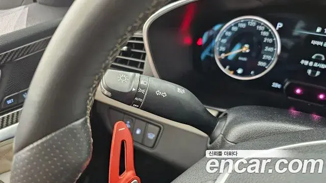 Genesis G70 2021 — ფოტო 22/35