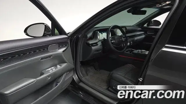 Genesis G90 2022 — ფოტო 13/20