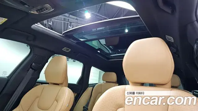 Volvo V90 Cross Country 2020 — Photo 4/36