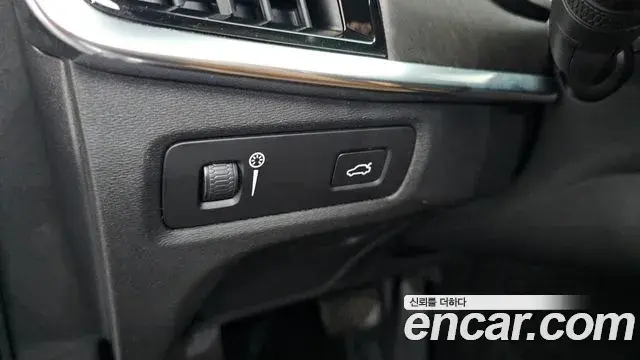 Volvo V90 Cross Country 2020 — Photo 14/36