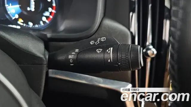 Volvo V90 Cross Country 2020 — Photo 10/36