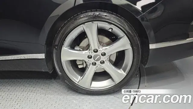 Genesis G80 2020 — ფოტო 14/31