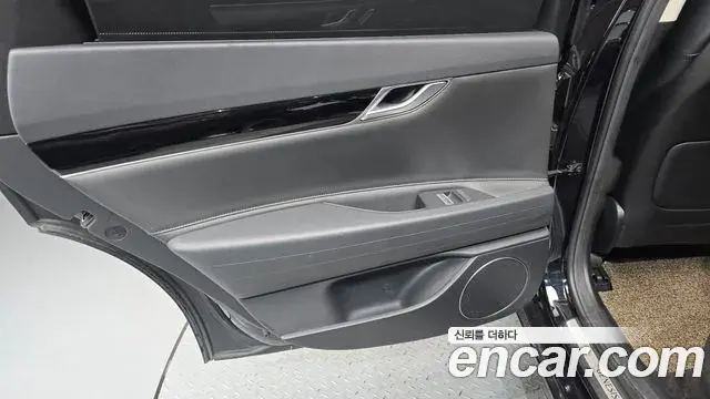 Genesis G80 2020 — ფოტო 17/31