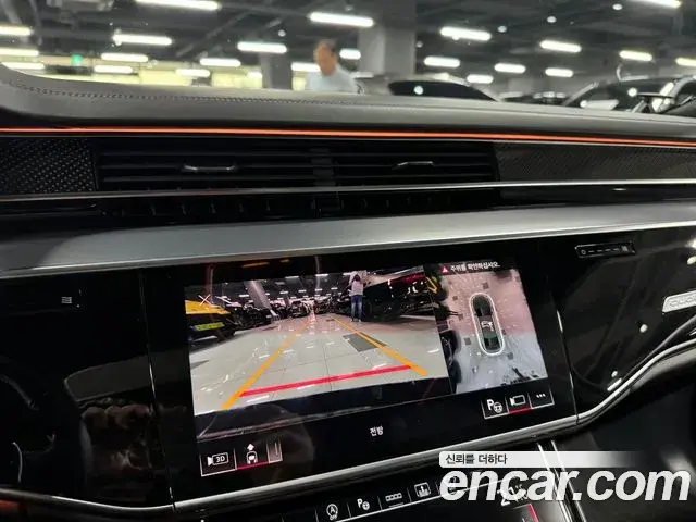 Audi S8 2021 — Photo 14/19