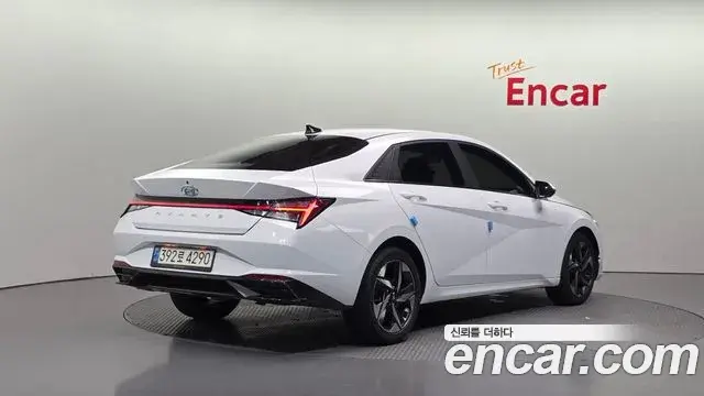 Hyundai Avante 2022 — Фото 2/20