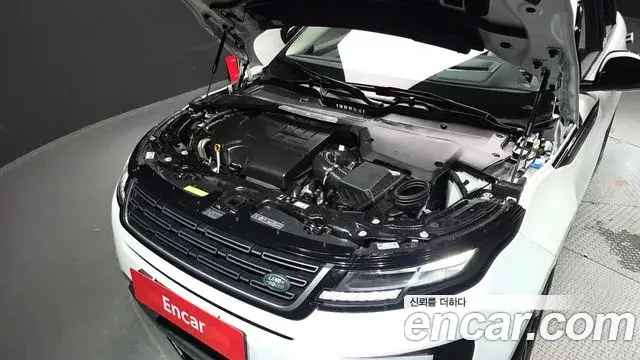 Land Rover Range Rover Evoque 2025 — Фото 5/20