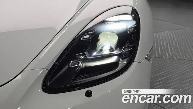 Porsche 718 Boxster 2021 — Şəkil 12/31