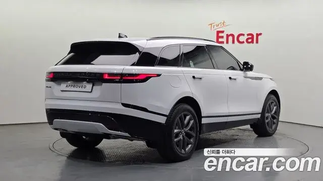 Land Rover Range Rover Velar 2026 — Photo 3/20