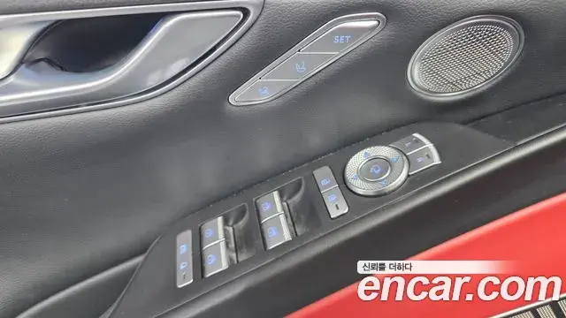 Genesis G80 2022 — Photo 17/35