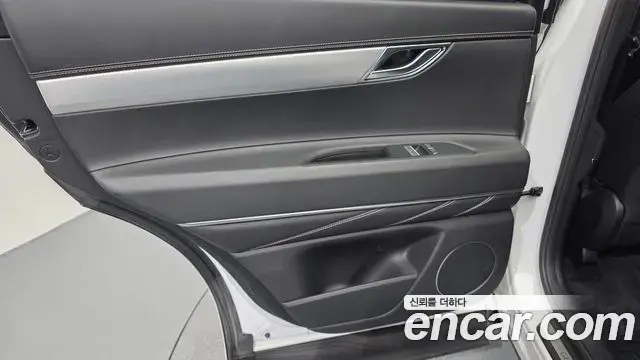 Genesis GV80 2022 — Photo 25/35