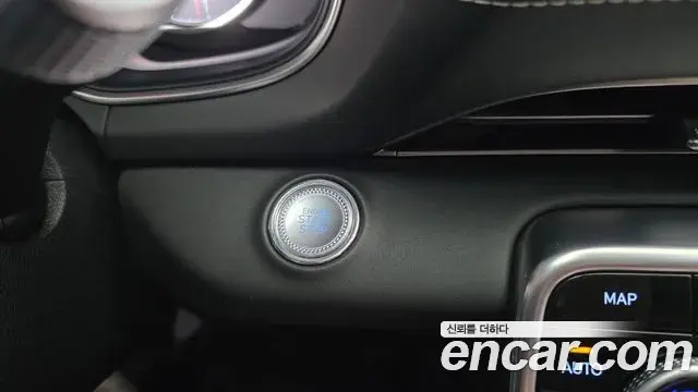 Genesis GV80 2022 — Photo 15/35