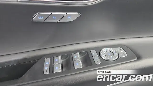 Genesis GV80 2022 — Photo 30/35