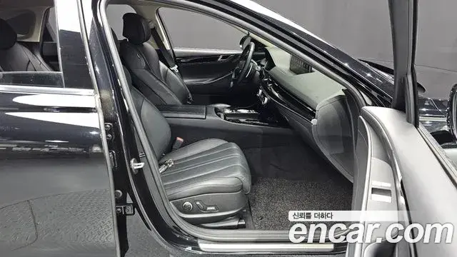 Genesis G80 2021 — Photo 27/35
