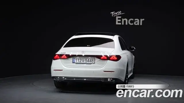 Mercedes-Benz E-Class 2025 — ფოტო 1/32