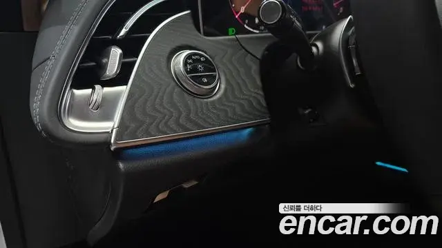 Mercedes-Benz E-Class 2025 — ფოტო 32/32