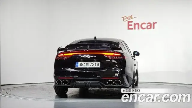 Kia Stinger 2023 — Фото 4/20
