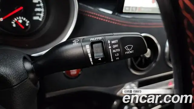 Kia Stinger Meister 2023 — Photo 30/35