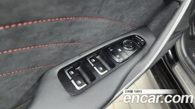 Kia Stinger Meister 2023 — Photo 5/35
