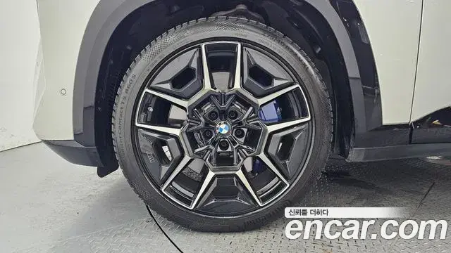 BMW XM 2023 — Photo 2/35
