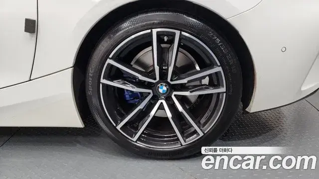 BMW Z4 2024 — Şəkil 29/30