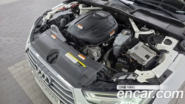 Audi A4 2019 — Photo 10/31
