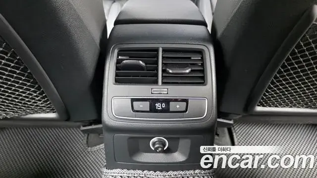Audi A4 2019 — Photo 25/31