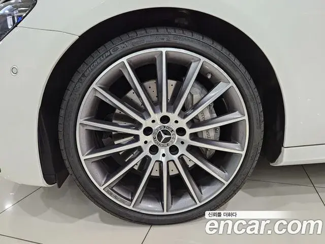 Mercedes-Benz E-Class 2022 — Şəkil 5/20