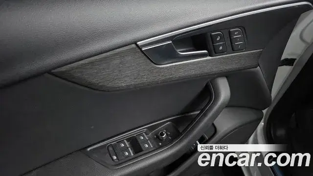 Audi A4 2018 — ფოტო 5/20