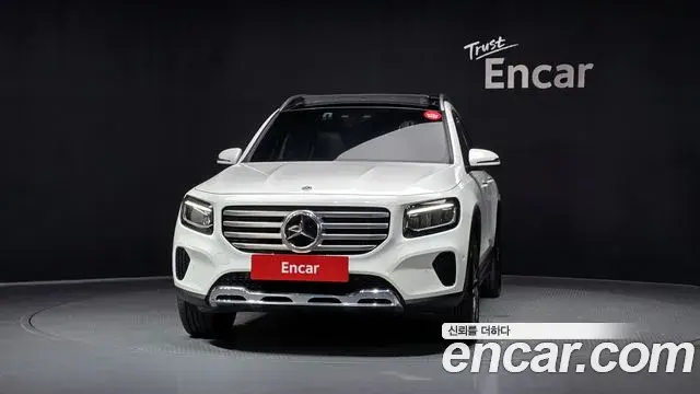 Mercedes-Benz GLB-Class 2024 — Фото 3/20