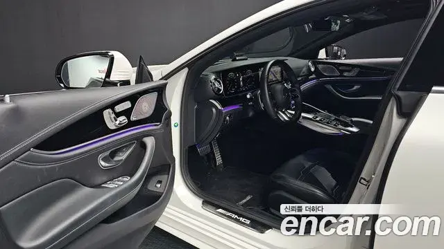 Mercedes-Benz AMG GT 2022 — Фото 11/20