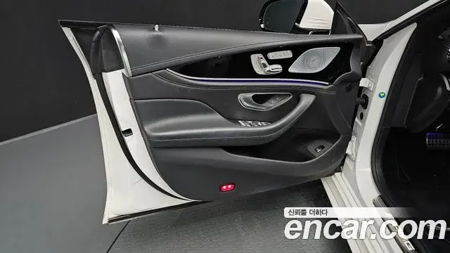 Mercedes-Benz AMG GT 2022 — Photo 23/37
