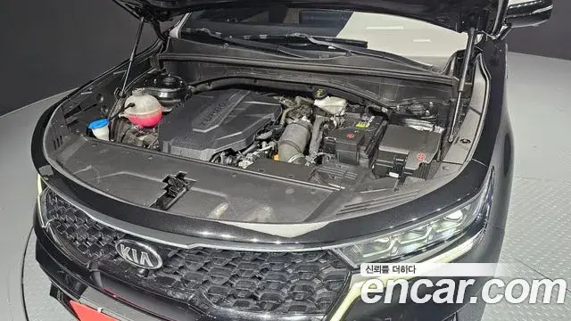 Kia Sorento 2020 — Фото 6/20