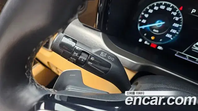 Kia Sorento 2020 — ფოტო 18/34