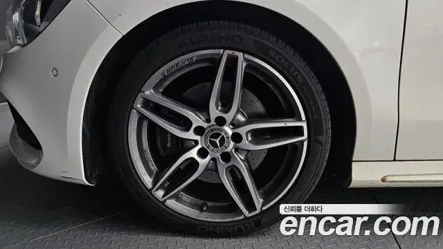 Mercedes-Benz CLA-Class 2018 — ფოტო 26/33